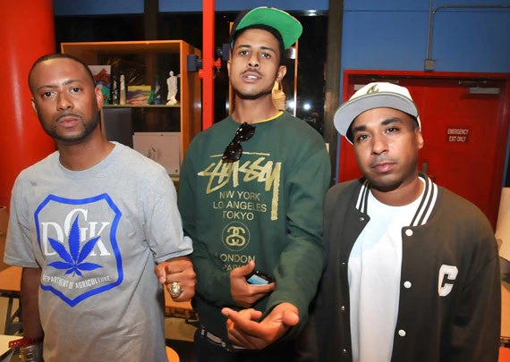 MED, Blu, Madlib, Mayer Hawthorne - The Buzz EP Vinyl - Image 5